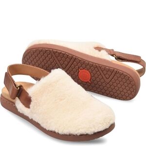 NWT Born Kat Shearling Slingback Clog Women’s Size 9